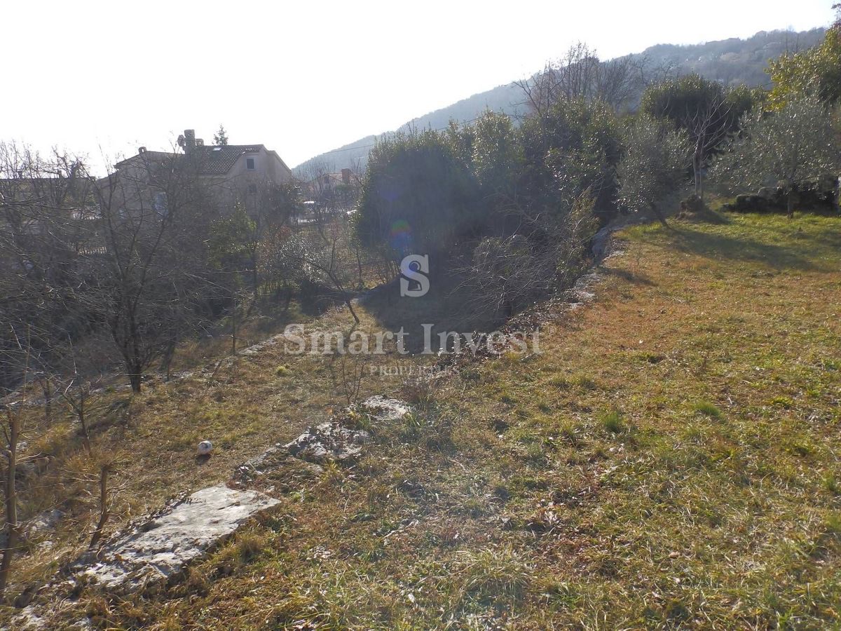 ABBAZIA - POBRI, Casa indipendente di 180 m2 con un grande giardino, in vendita