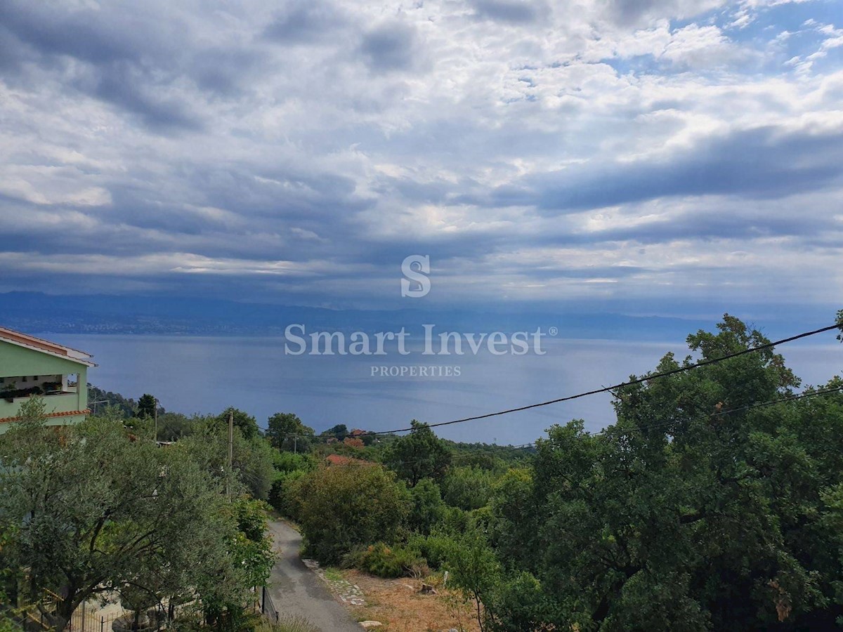 RIVIERA OF OPATIJA, House with 3 apartments, with sea view, for sale