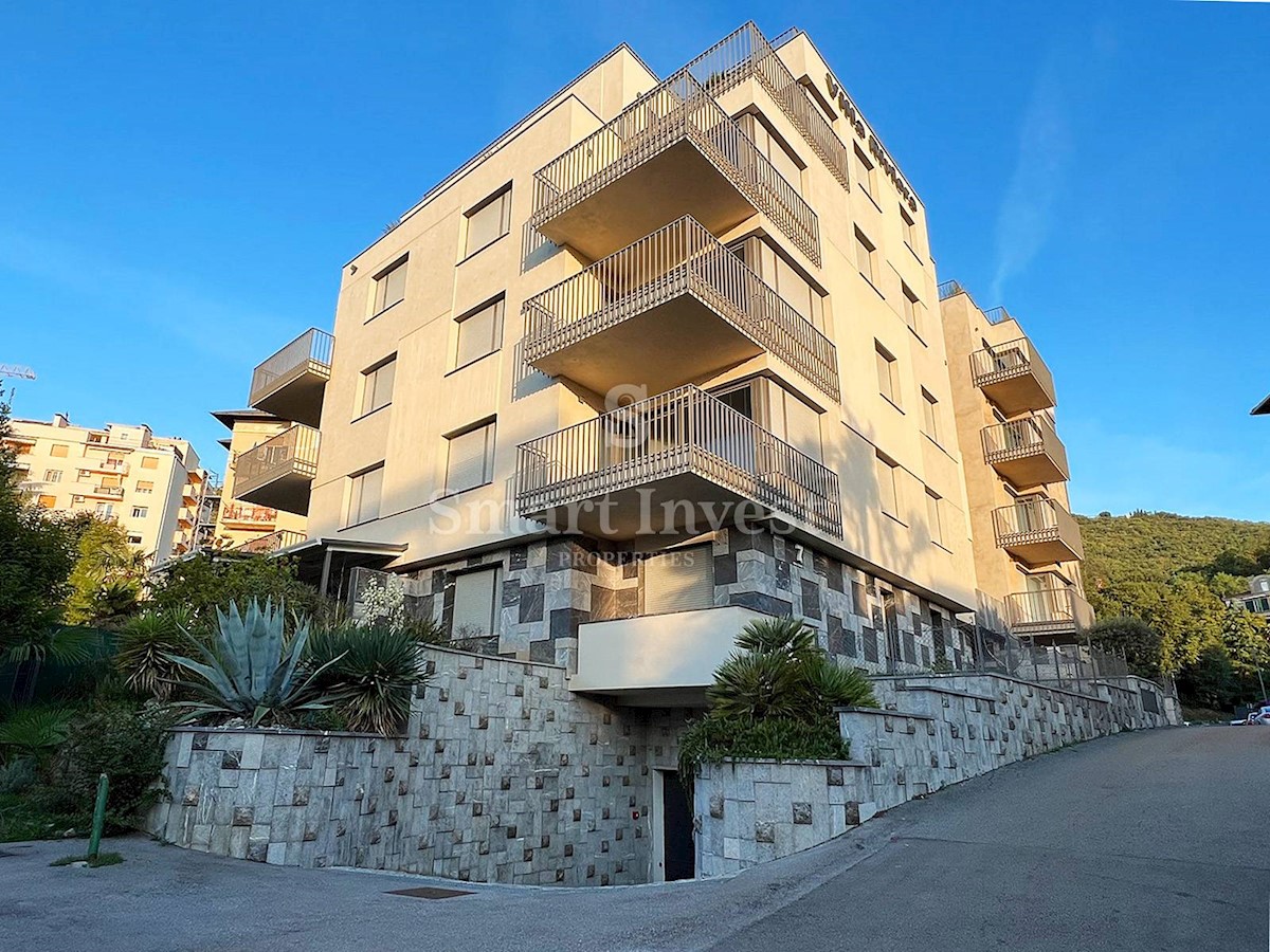 OPATIJA - CENTER, EXCLUSIVE NEW BUILDING WITH 15 APARTMENTS AND GARAGE