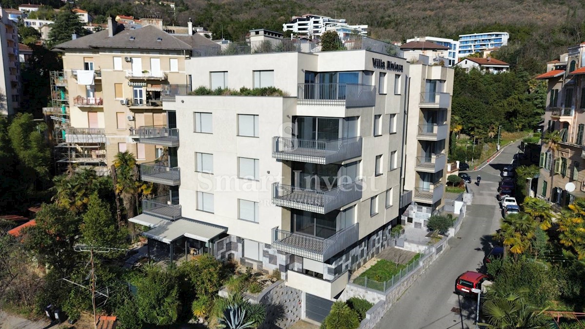 OPATIJA - CENTER, EXCLUSIVE NEW BUILDING WITH 15 APARTMENTS AND GARAGE