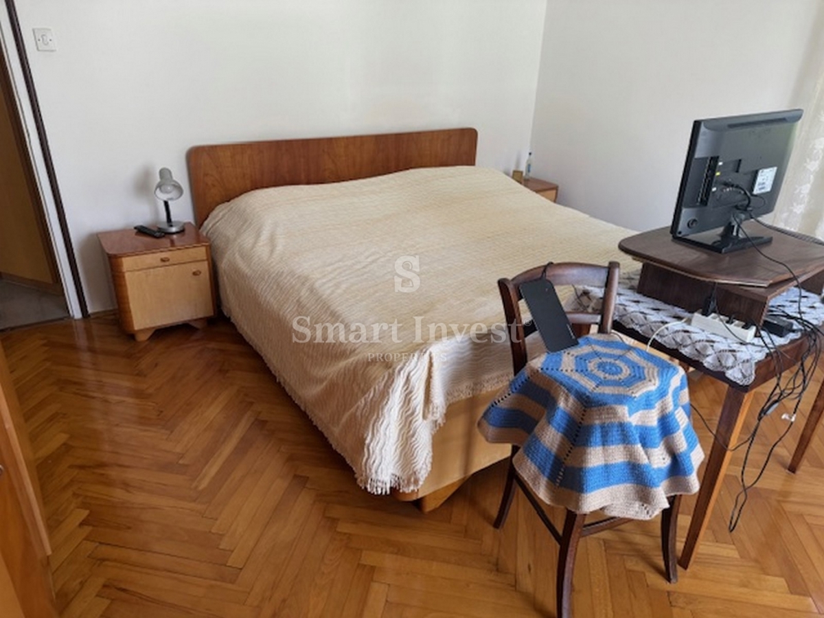 LAURANA, Piano di una casa con giardino, vicino al mare e al centro