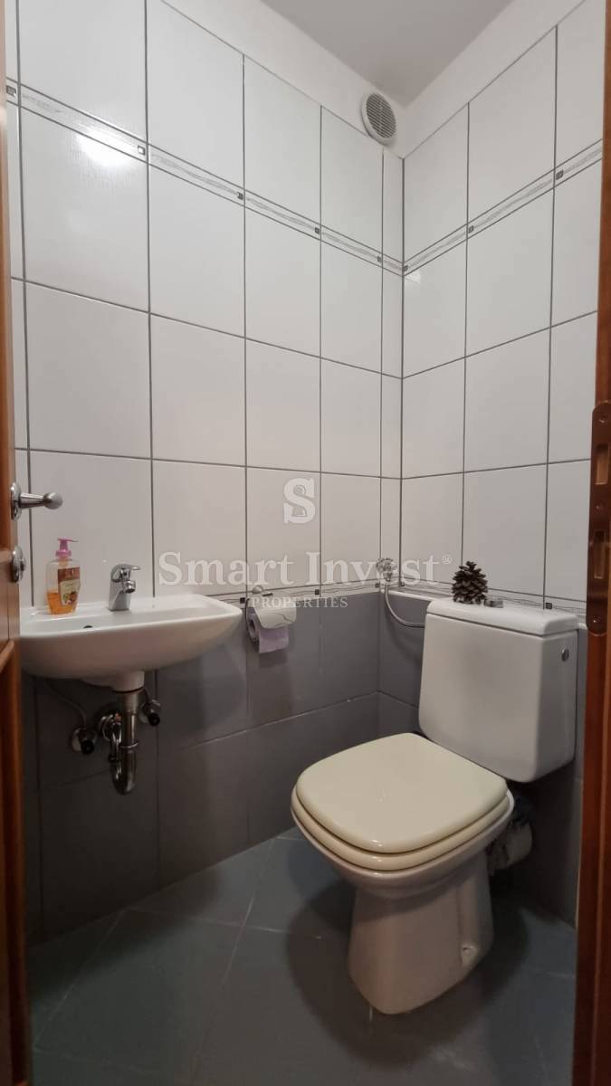 ABBAZIA, trilocale con vista mare e garage, in vendita