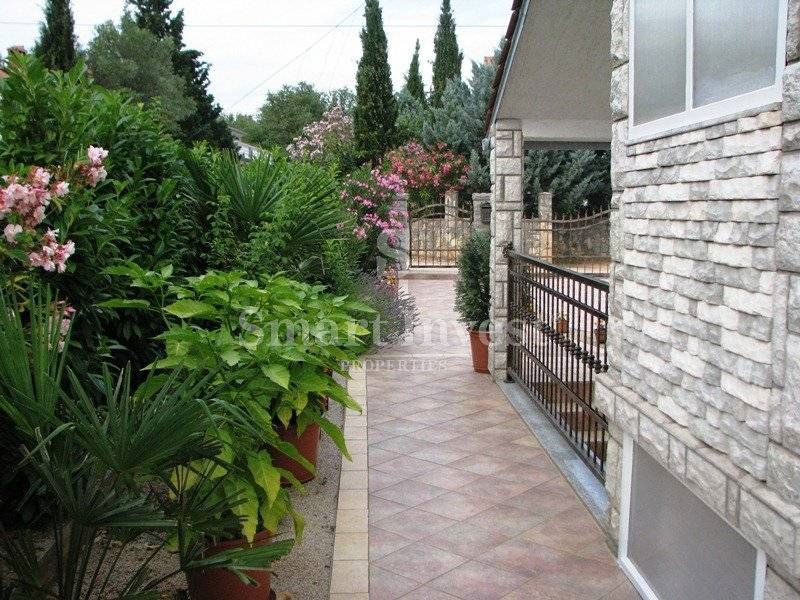 KRK ISLAND, Detached house with pool, for sale