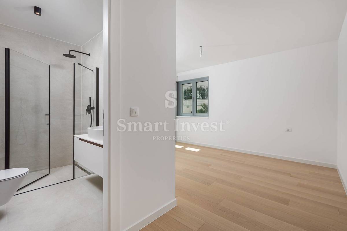 ABBAZIA, lussuoso appartamento trilocale con vista mare in complesso con piscina