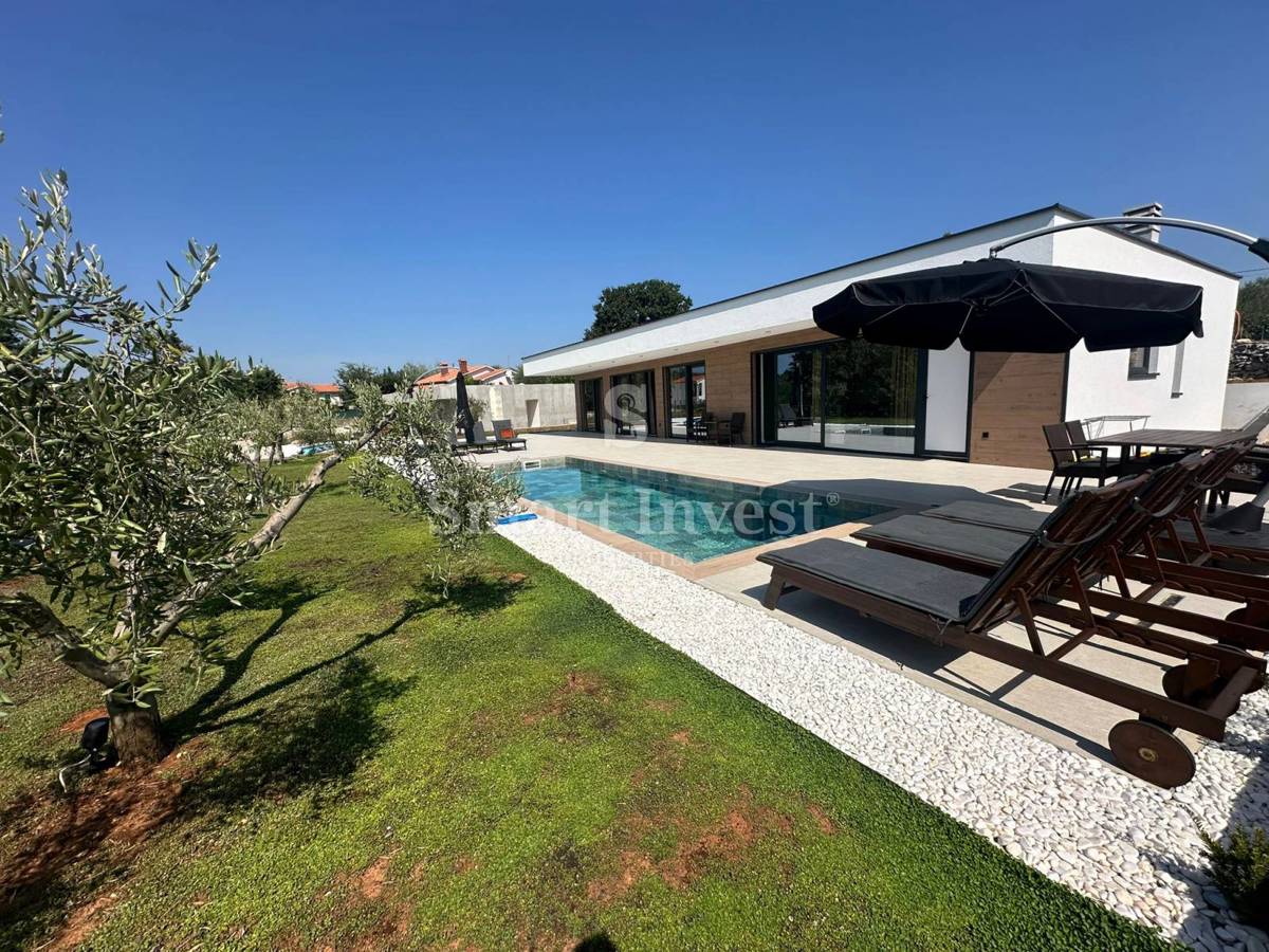 ISTRIA - LABIN, nuova villa con 2 appartamenti e piscina