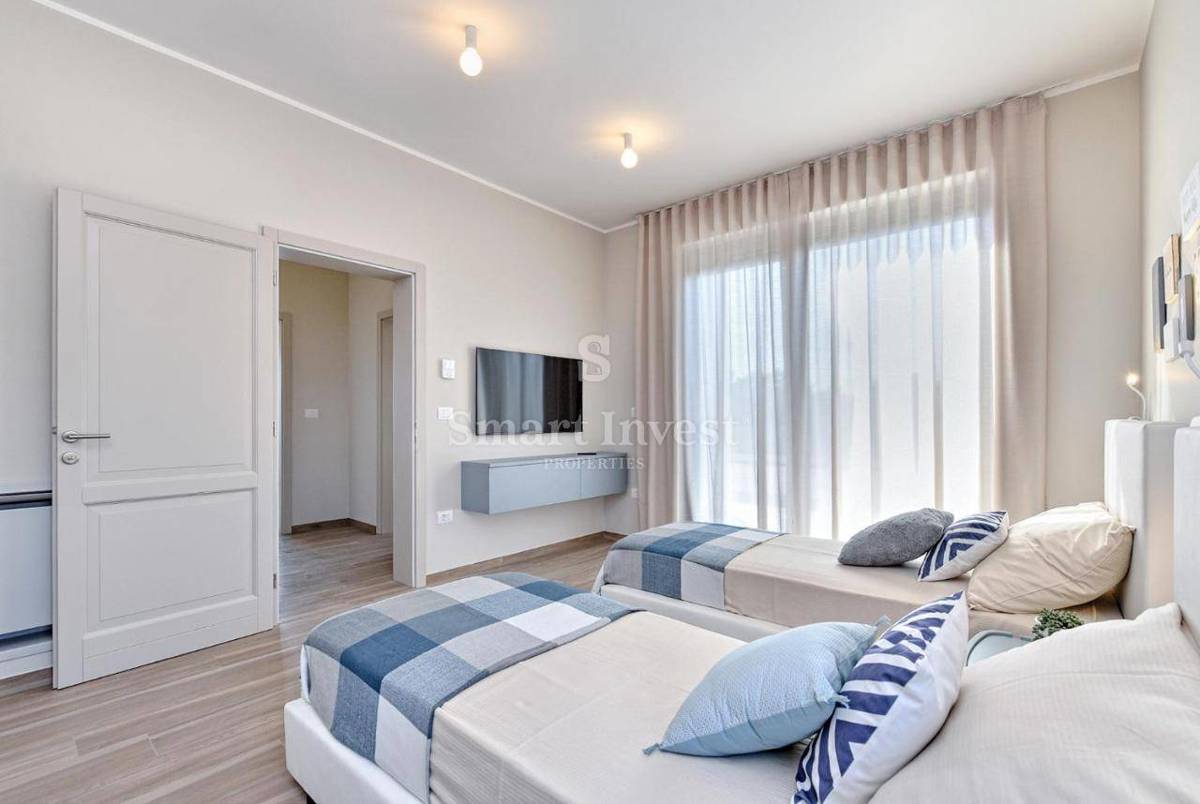 ISTRIA - FAŽANA, villa moderna con piscina vicino al mare