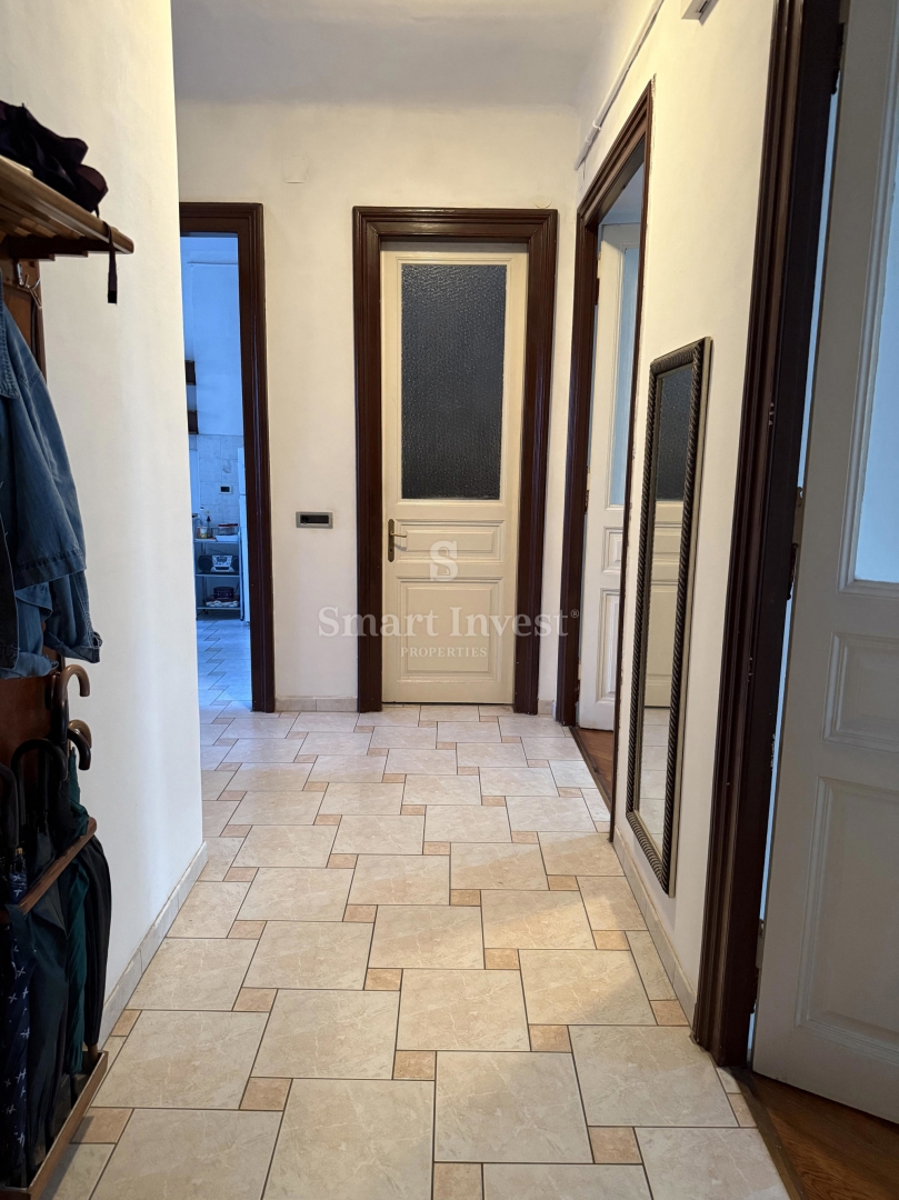 RIJEKA - CENTRO, spazioso appartamento con balcone, 2 ingressi