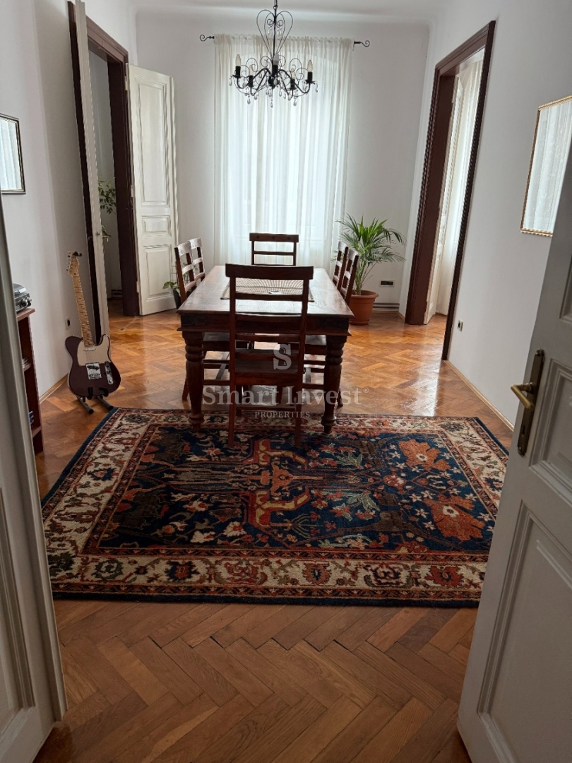 RIJEKA - CENTRO, spazioso appartamento con balcone, 2 ingressi