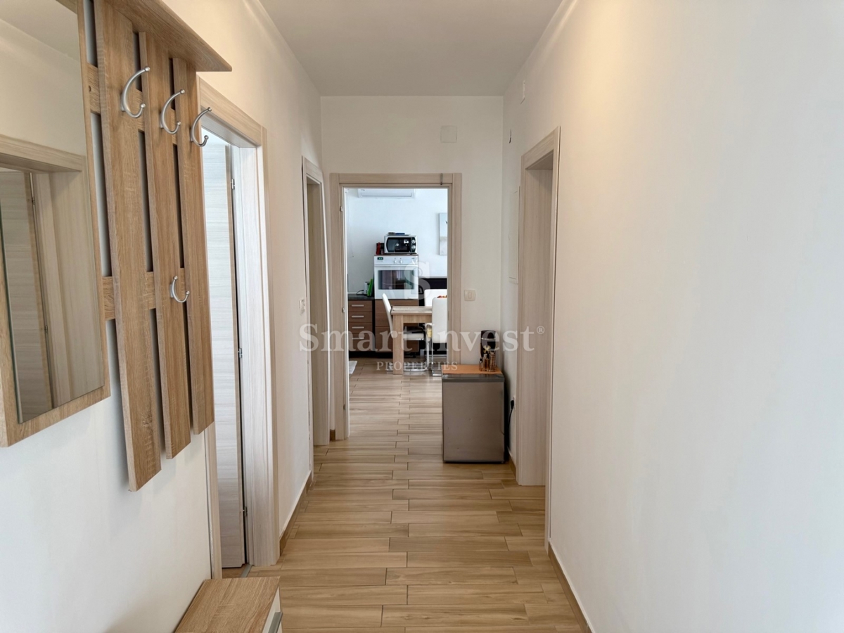 IČIĆI - POLJANE, appartamento con giardino e piscina