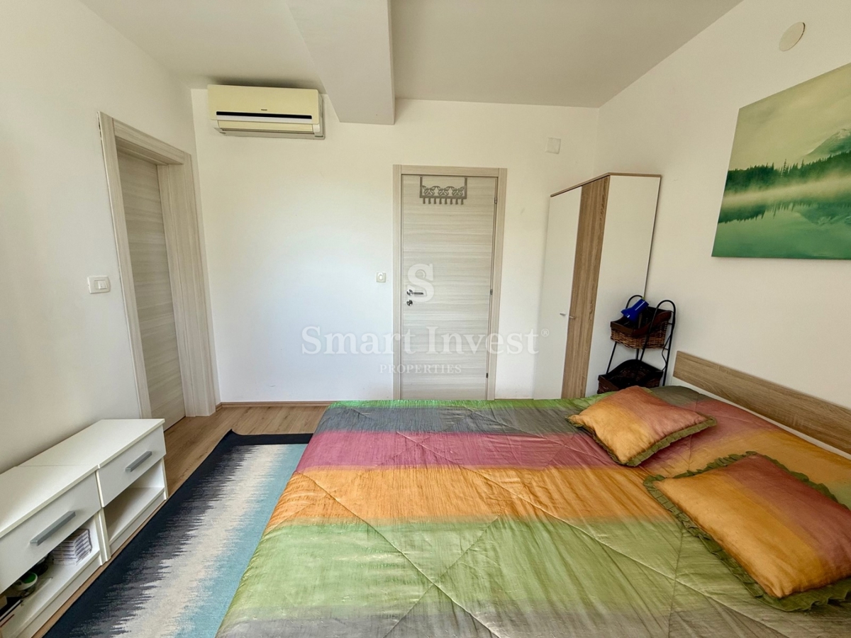 IČIĆI - POLJANE, appartamento con giardino e piscina