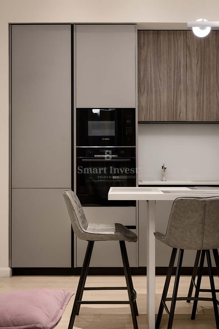 ABBAZIA - CENTRO, lussuoso appartamento fronte mare in villa storica