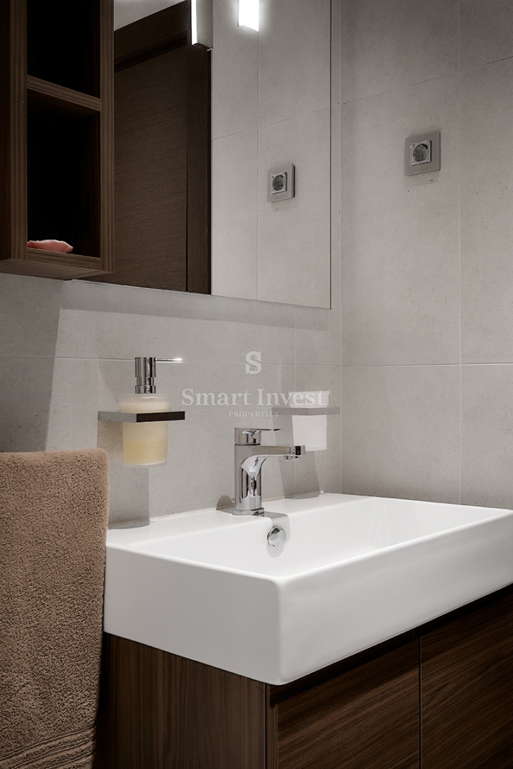 ABBAZIA - CENTRO, lussuoso appartamento fronte mare in villa storica