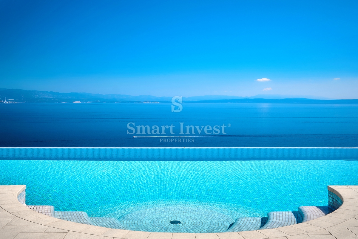 IČIĆI, villa esclusiva con piscina e vista panoramica sul mare