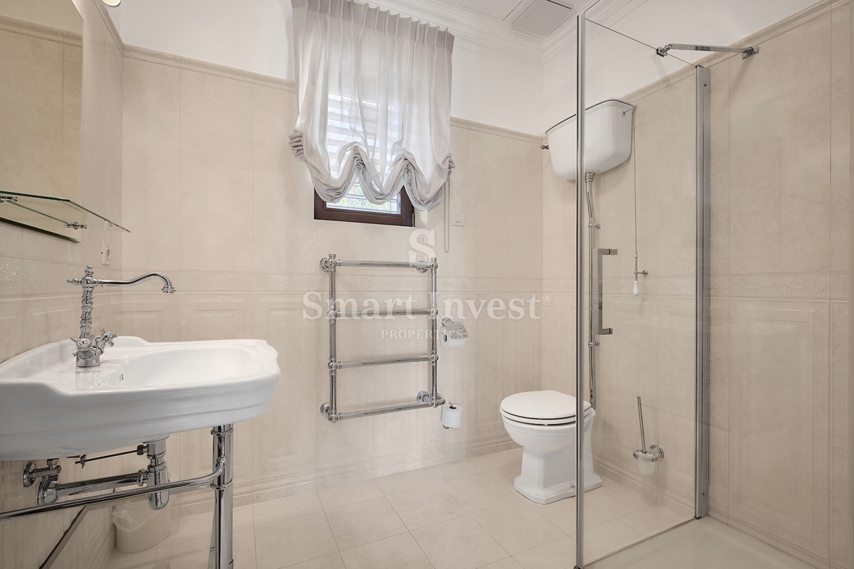 IČIĆI, villa esclusiva con piscina e vista panoramica sul mare