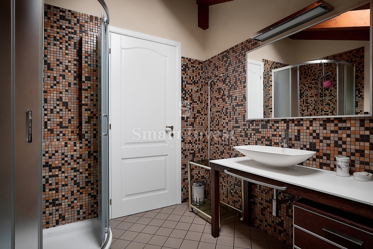 IČIĆI, una bellissima casa in una posizione eccellente, ESCLUSIVAMENTE NELLA NOSTRA AGENZIA!