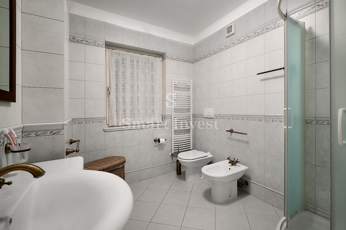 IČIĆI, una bellissima casa in una posizione eccellente, ESCLUSIVAMENTE NELLA NOSTRA AGENZIA!