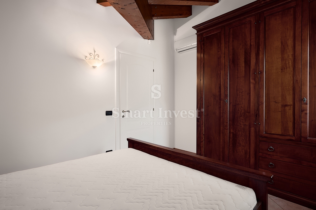 IČIĆI, una bellissima casa in una posizione eccellente, ESCLUSIVAMENTE NELLA NOSTRA AGENZIA!