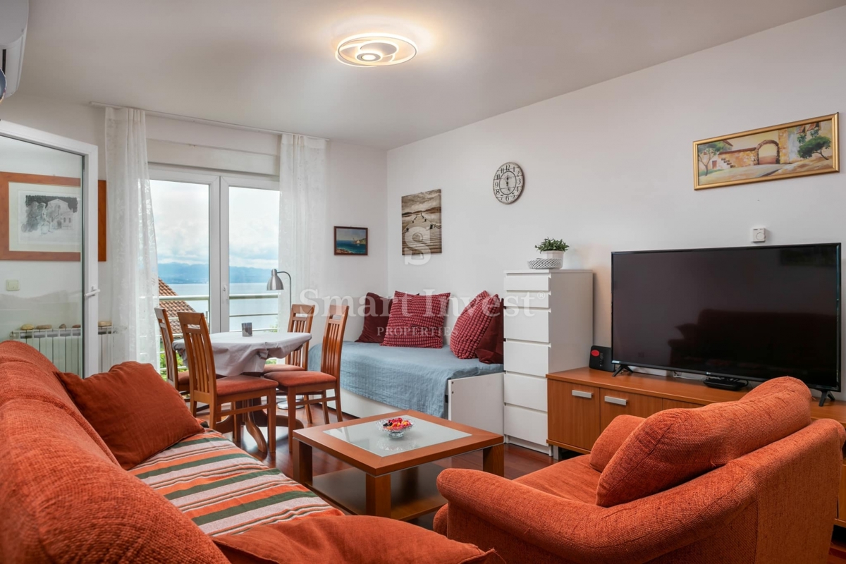 ABBAZIA, bellissimo appartamento con vista mare e parcheggio, vicino al mare