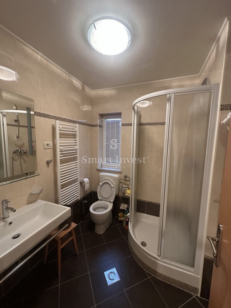 ABBAZIA, appartamento con 3 camere da letto e parcheggio vicino al centro