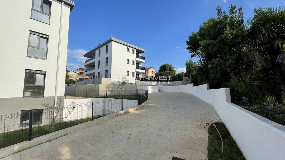 OPATIJA - MATULJI, New 3-bedrooms apartment of 187 m2