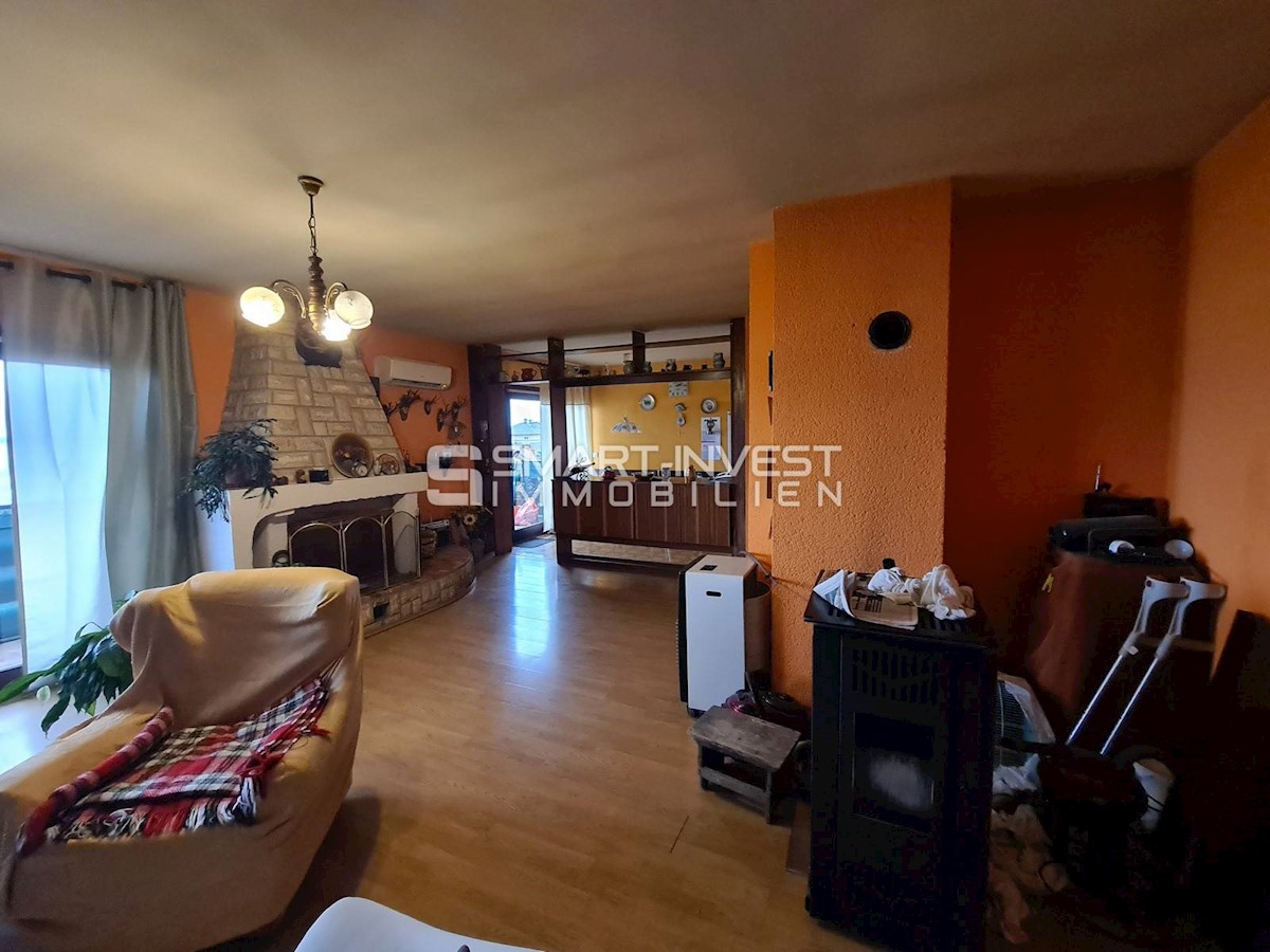 OPATIJA, Apartment of 187 m2 on a quiet location with a beautiful sea view!