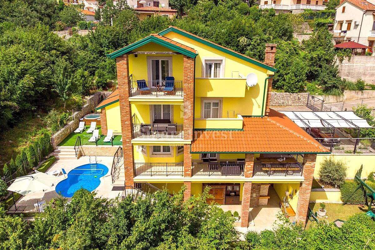 OPATIJA vicinity, Villa with pool and sea view on a quiet location, for sale