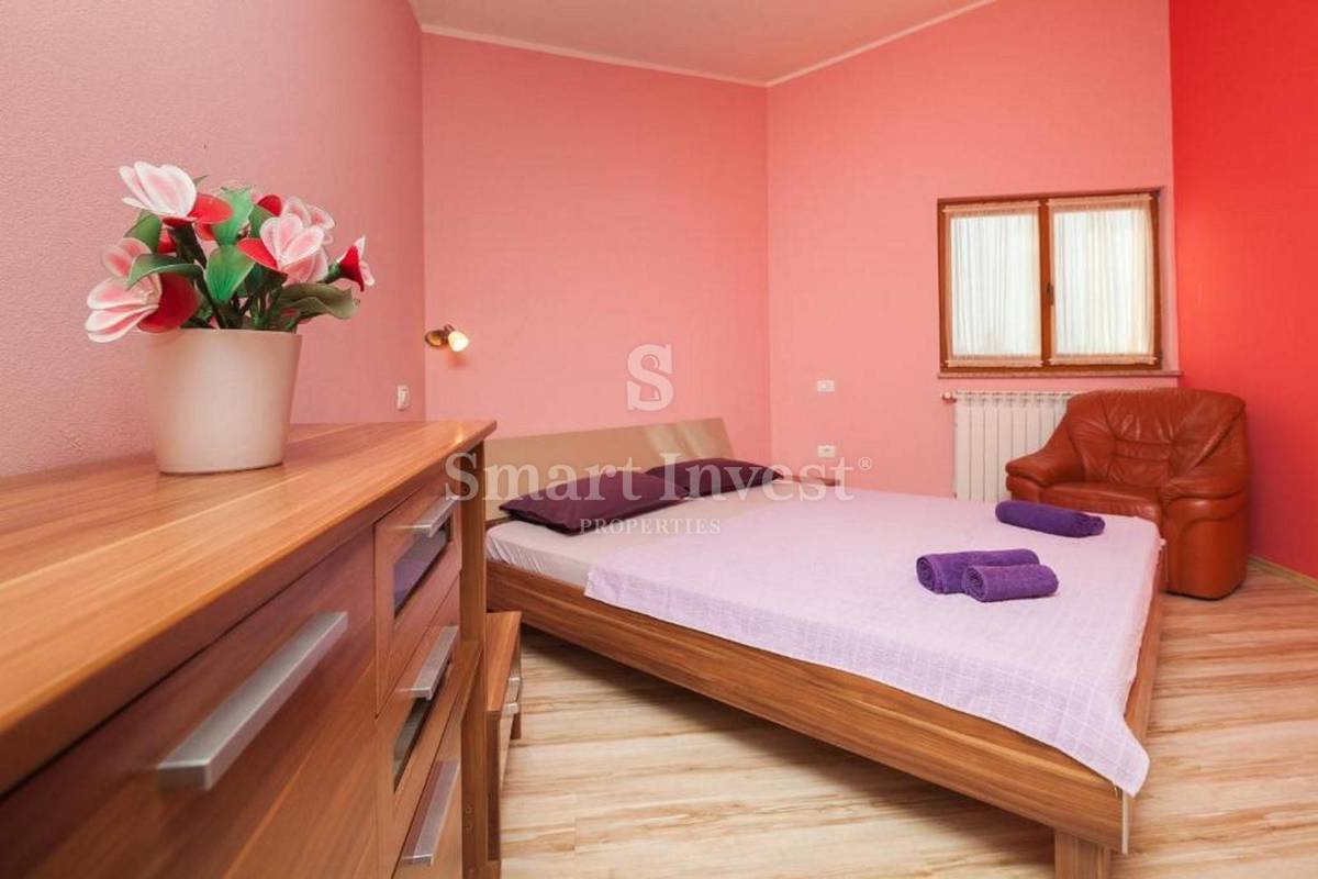 ISTRIA - MEDOLINO, Villa per 20 persone con piscina, vicino al mare