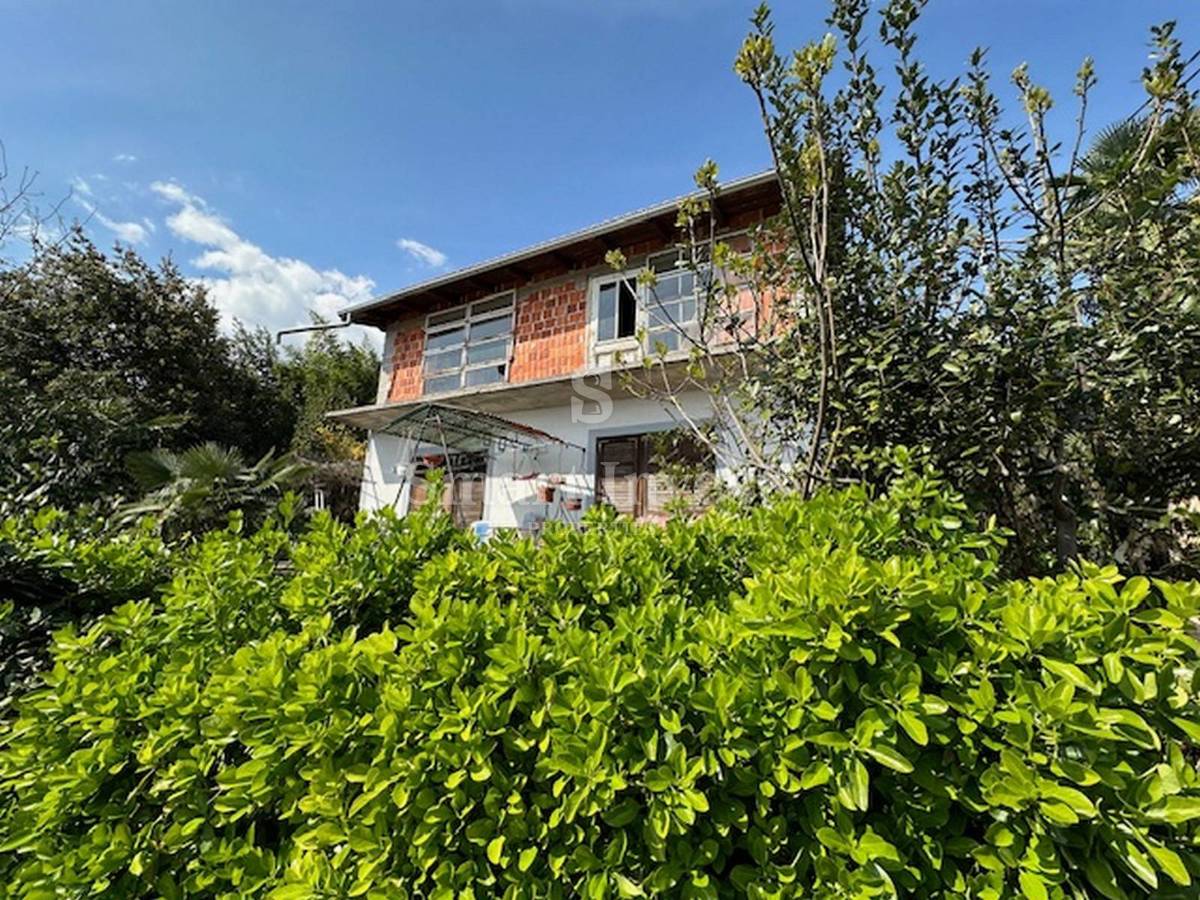 ABBAZIA - CENTRO, casa indipendente con vista mare, vicino al mare
