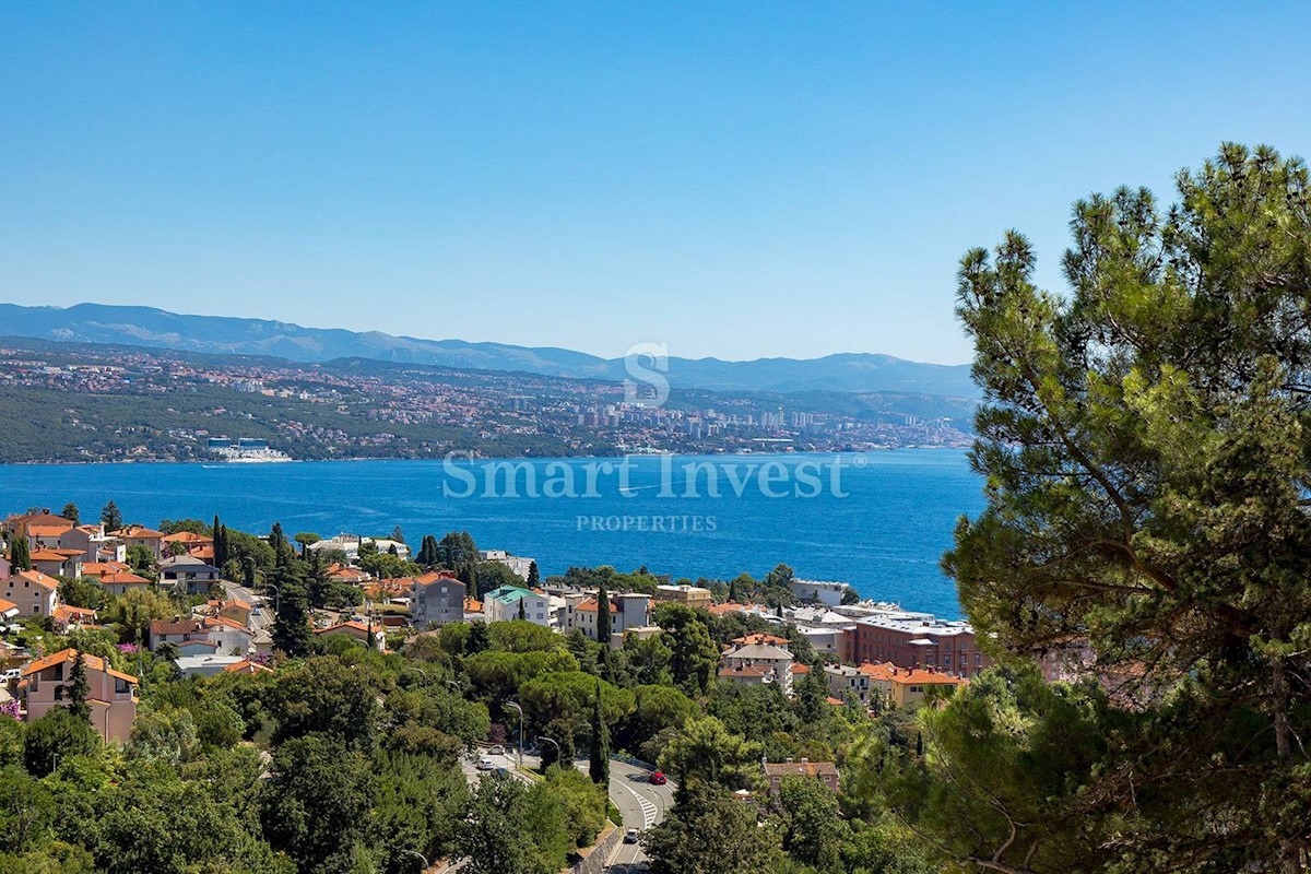 ABBAZIA, lussuoso appartamento con vista panoramica sul mare