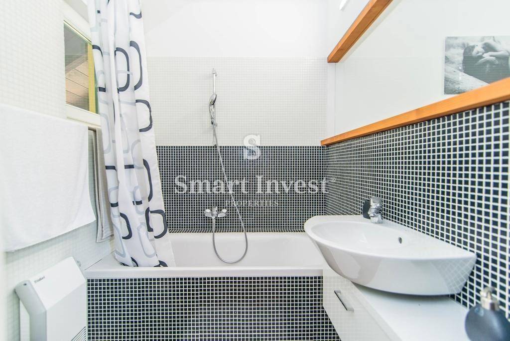 ABBAZIA - CENTRO, appartamento in villa storica, 100 m dal mare