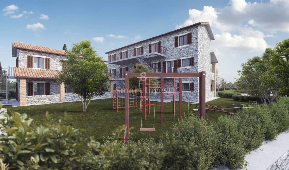 ROVIGNO vicinanze, terreno edificabile di 1350 m2