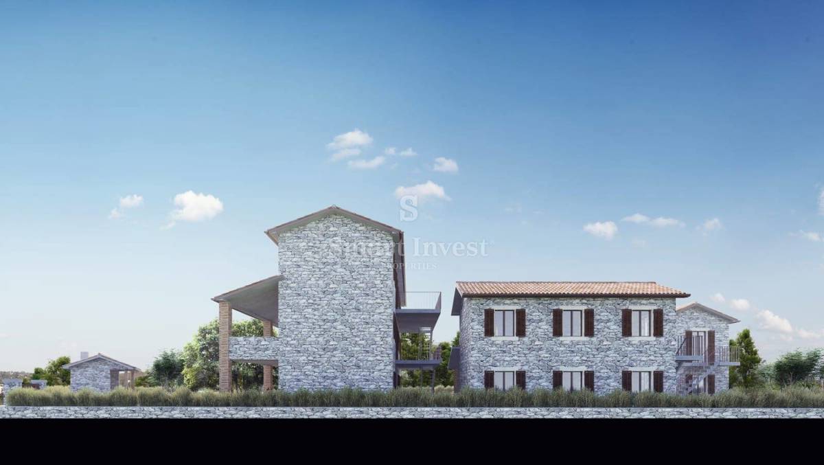 ROVIGNO vicinanze, terreno edificabile di 1350 m2
