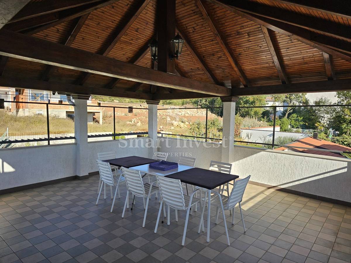Commerciale Pobri, Opatija - Okolica, 306m2