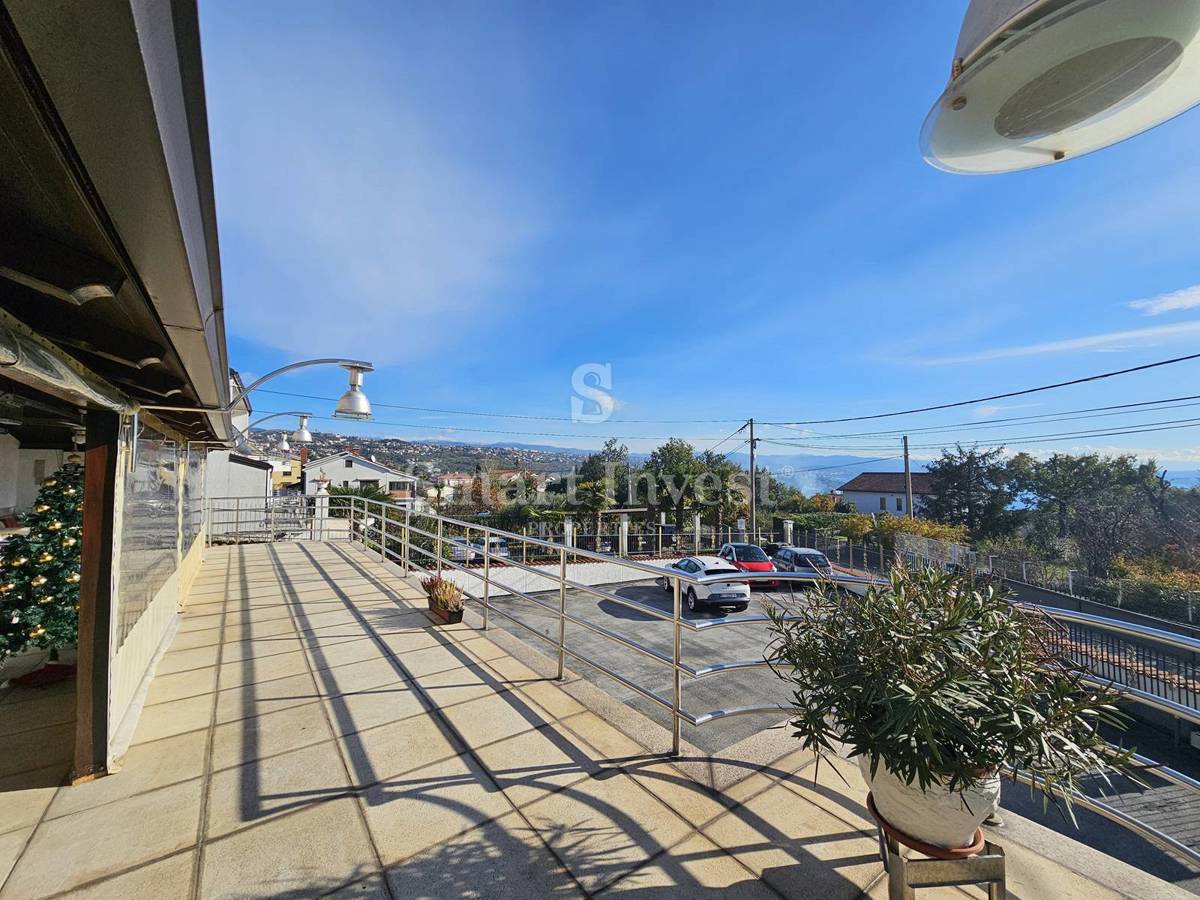 Commerciale Pobri, Opatija - Okolica, 306m2