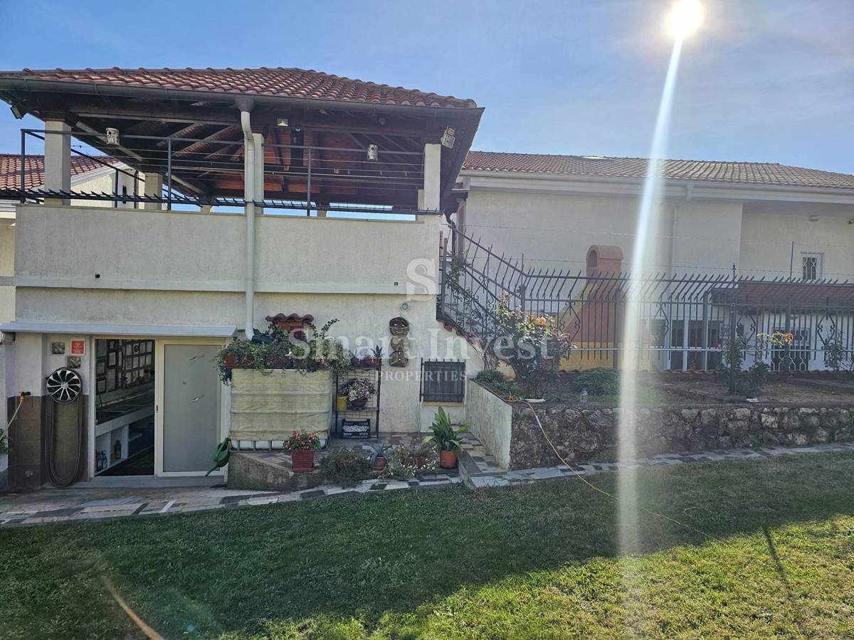 Commerciale Pobri, Opatija - Okolica, 306m2