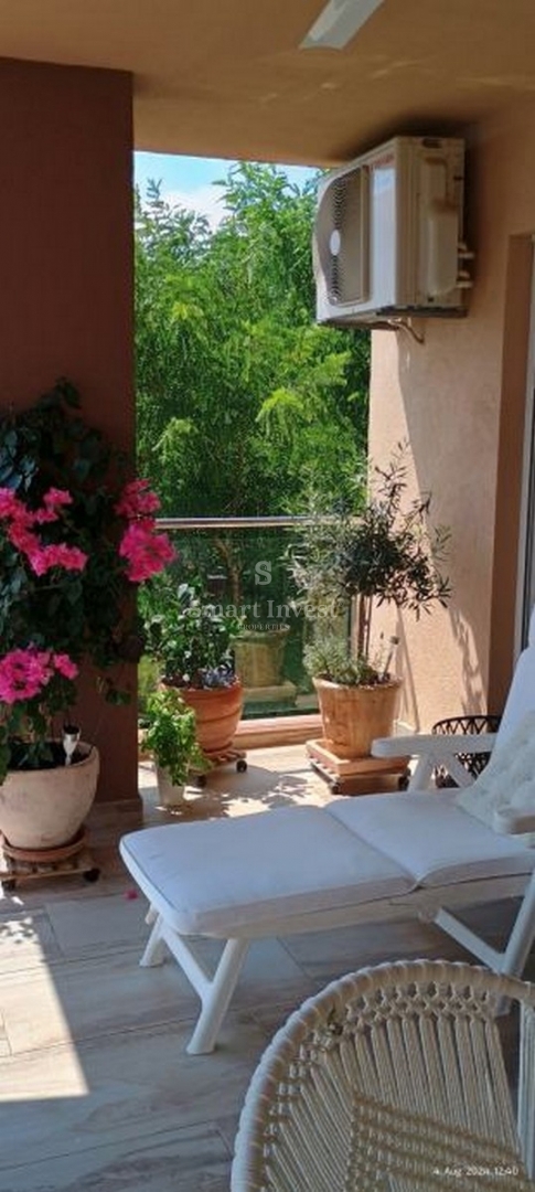 ABBAZIA, appartamento trilocale con vista mare in edificio con piscina