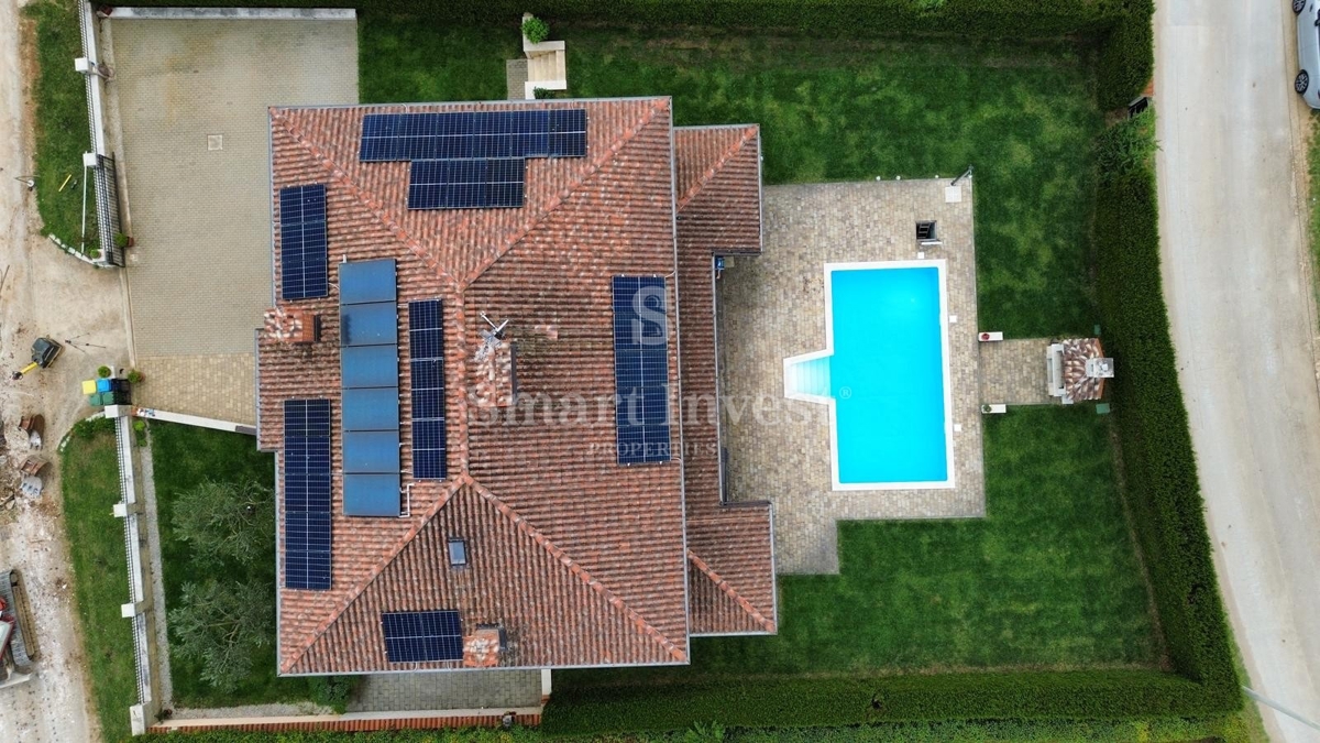 ISTRIA - PARENZO, casa con 4 appartamenti e piscina