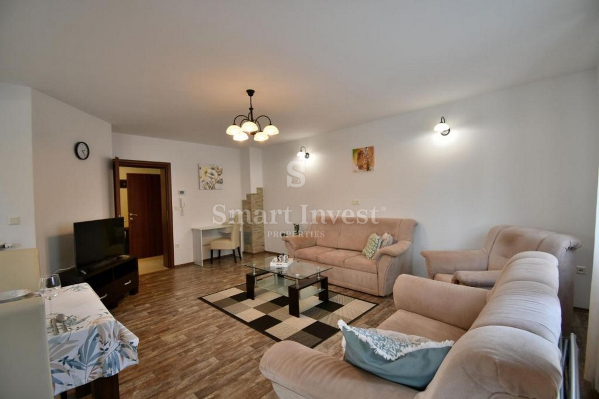 ISTRIA - PARENZO, casa con 4 appartamenti e piscina