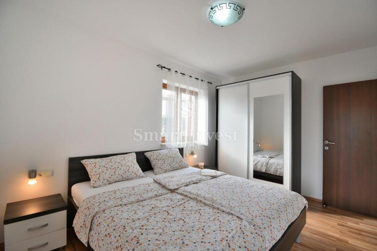 ISTRIA - PARENZO, casa con 4 appartamenti e piscina