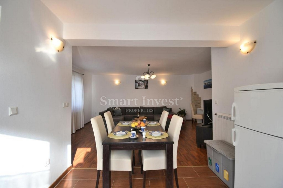 ISTRIA - PARENZO, casa con 4 appartamenti e piscina