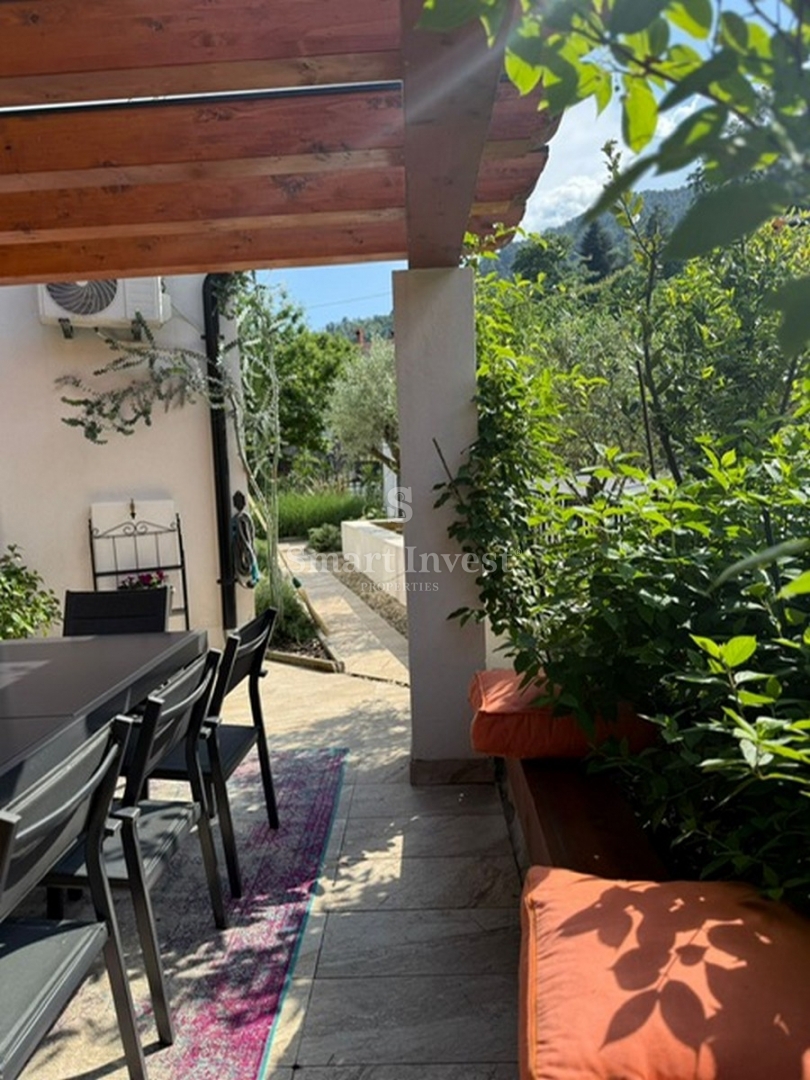 LAURANA, casa completamente ristrutturata con vista mare