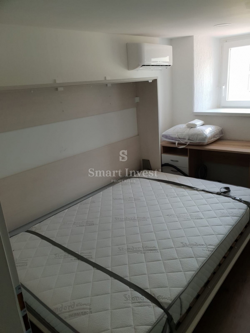 FIUME - CENTRO, appartamento completamente arredato in pieno centro