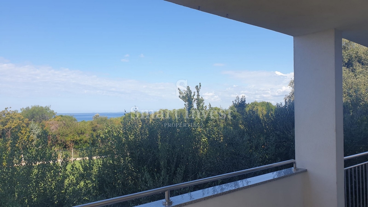 POLA - ŠTINJAN, confortevole appartamento con 2 camere da letto e vista mare