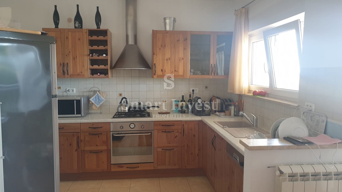 POLA - ŠTINJAN, confortevole appartamento con 2 camere da letto e vista mare