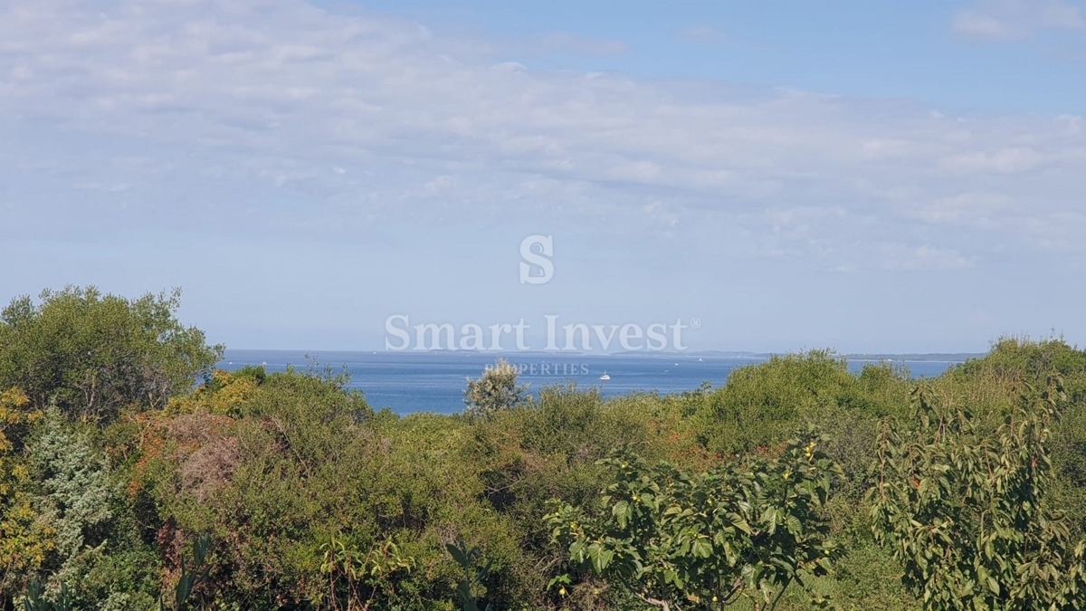 POLA - ŠTINJAN, confortevole appartamento con 2 camere da letto e vista mare