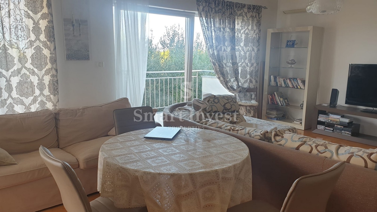 POLA - ŠTINJAN, confortevole appartamento con 2 camere da letto e vista mare