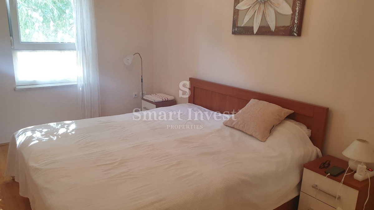 POLA - ŠTINJAN, confortevole appartamento con 2 camere da letto e vista mare