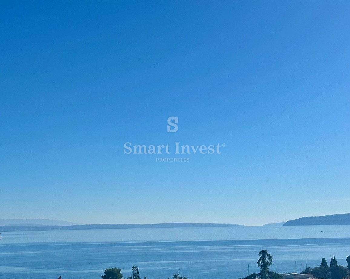 IČIĆI, appartamento bilocale con parcheggio e vista mare, in ottima posizione