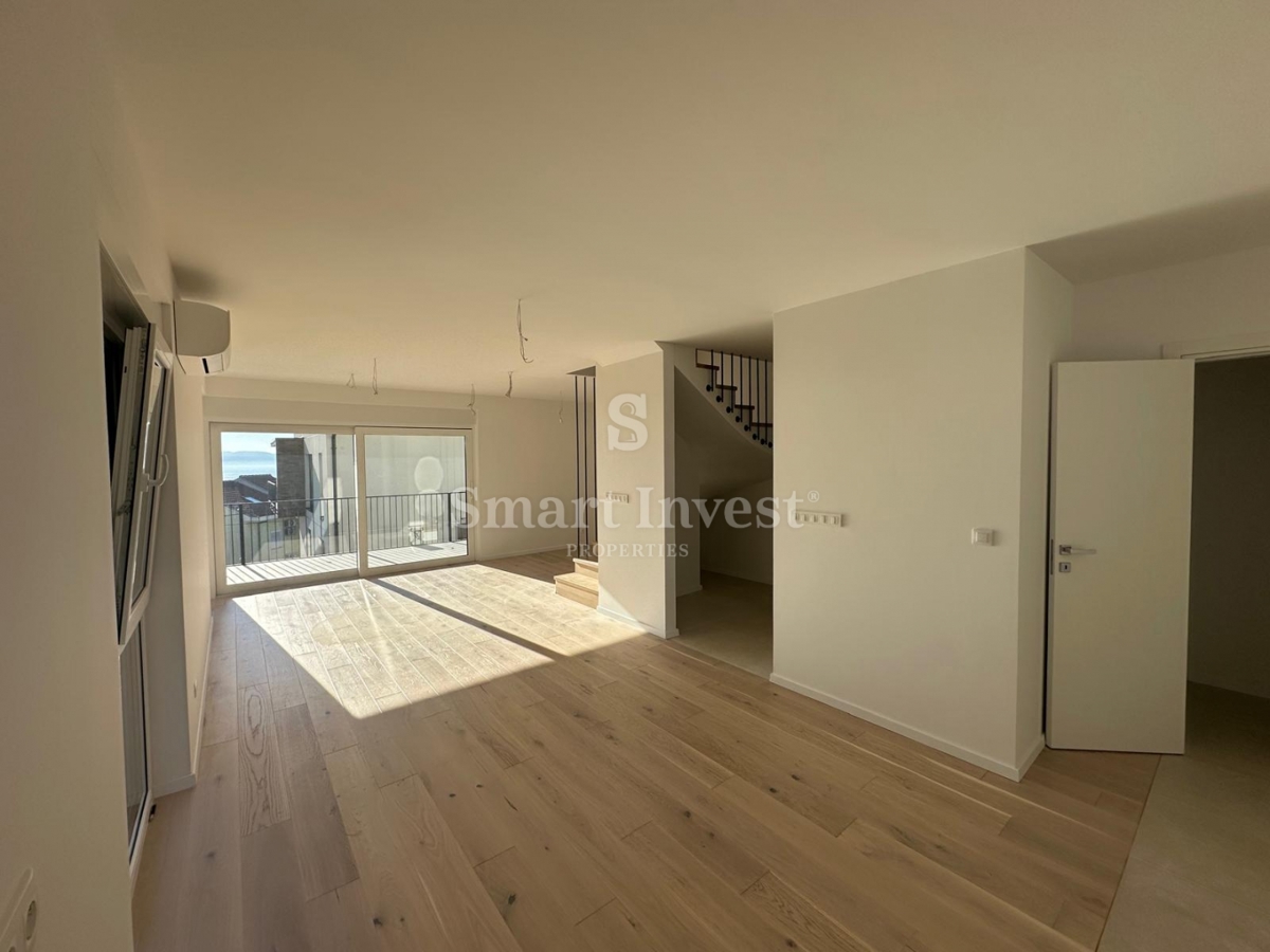 OPATIJA, Nuovo appartamento trilocale con vista mare, in vendita