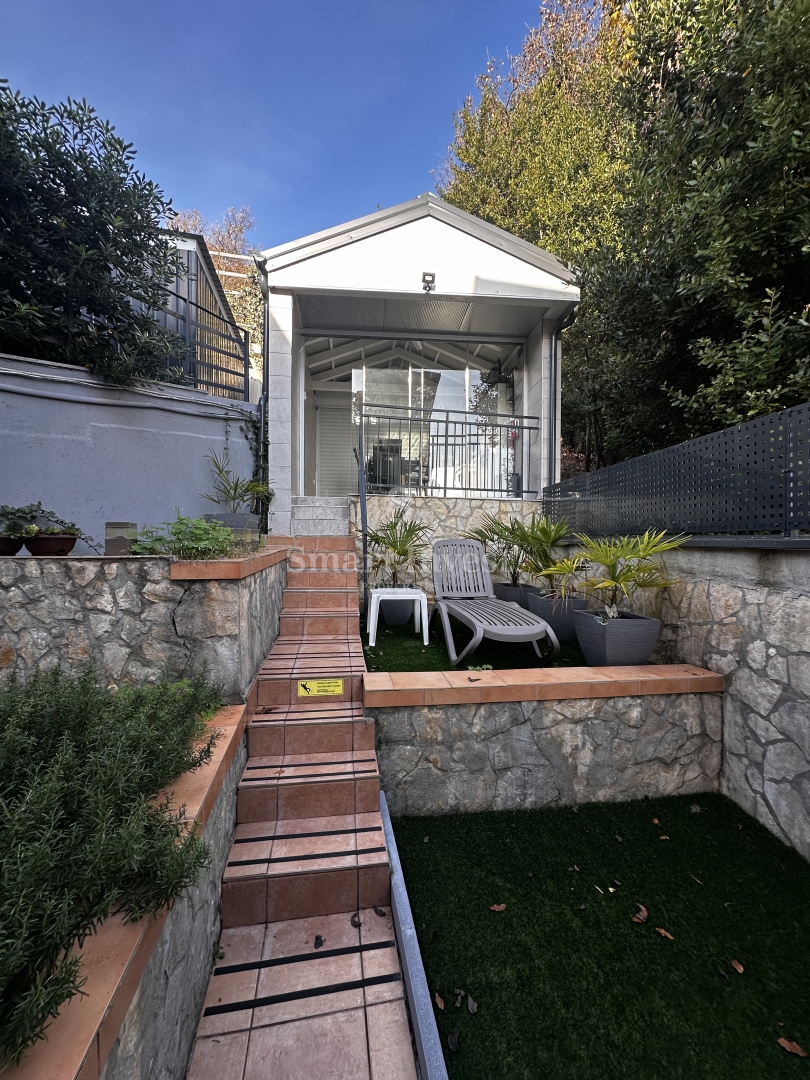 ABBAZIA, appartamento diviso in 2 appartamenti, con vista mare e giardino